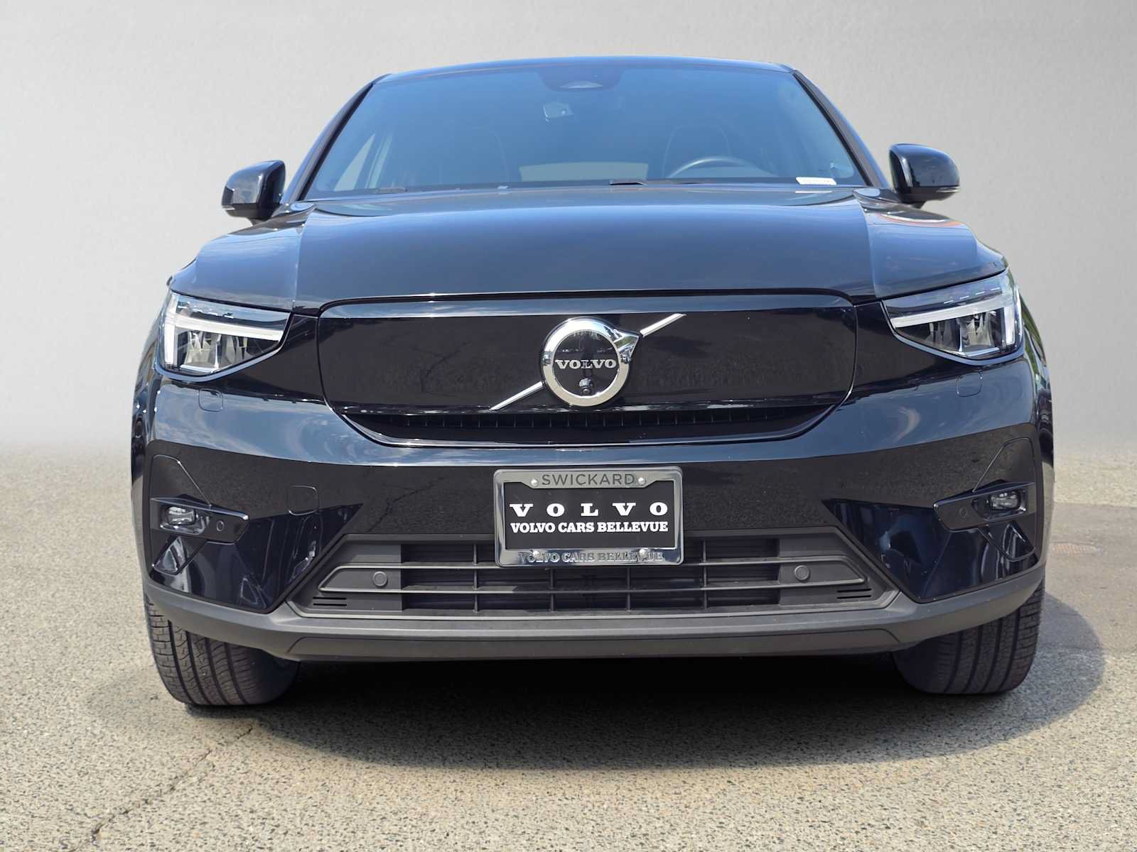 Certified 2023 Volvo C40 P8 Recharge Plus w/ Climate Package AWD/4WD image 9