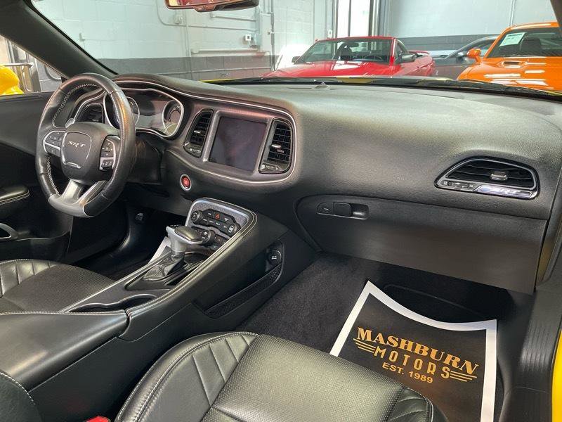 Used 2017 Dodge Challenger SRT w/ Technology Group image 44