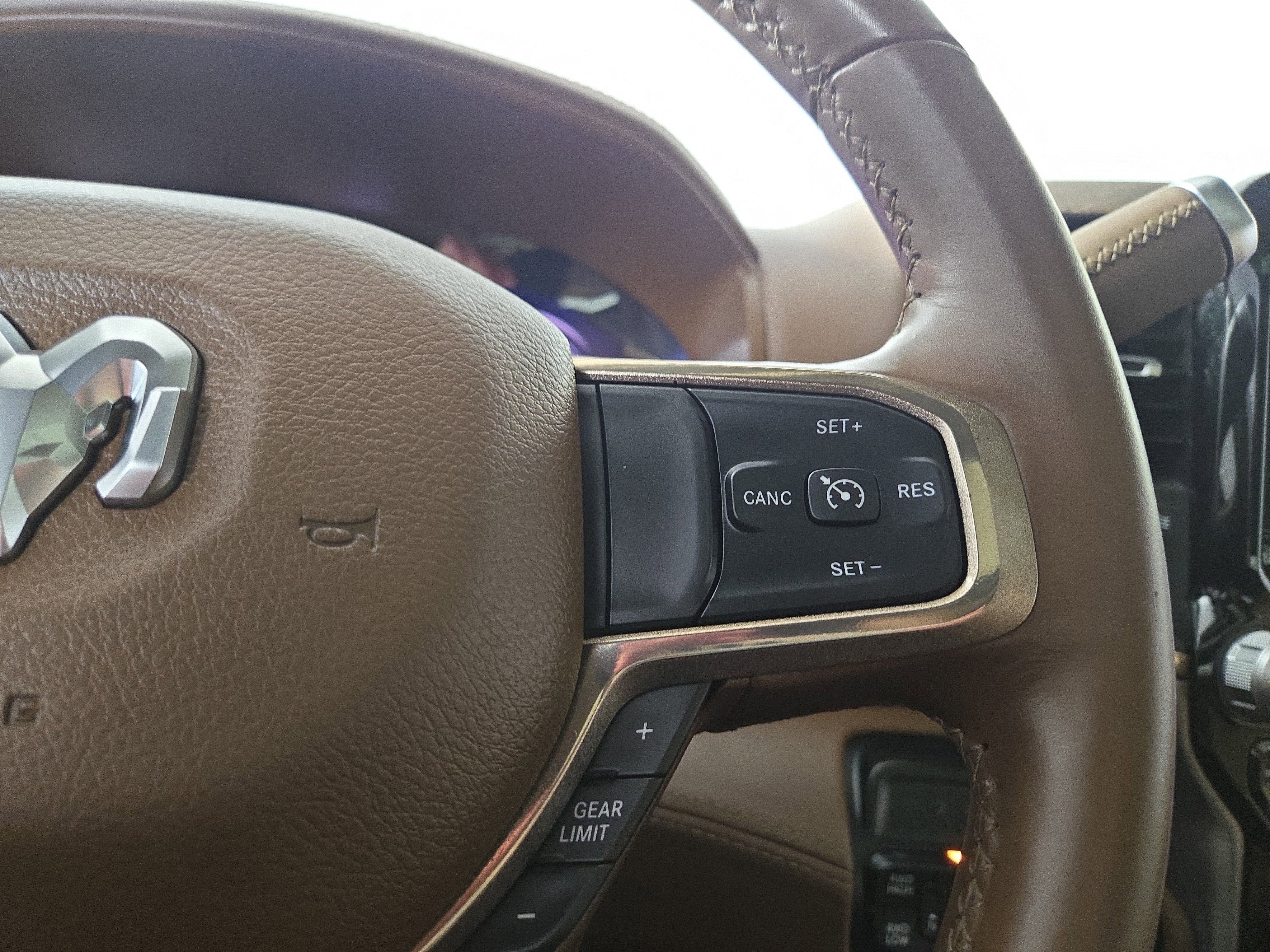 Certified 2024 RAM 2500 Limited image 17