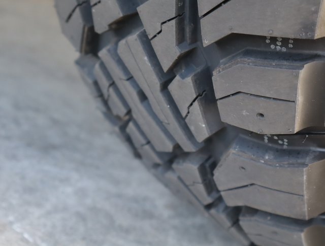 Used 2021 GMC Sierra 2500 AT4 image 12