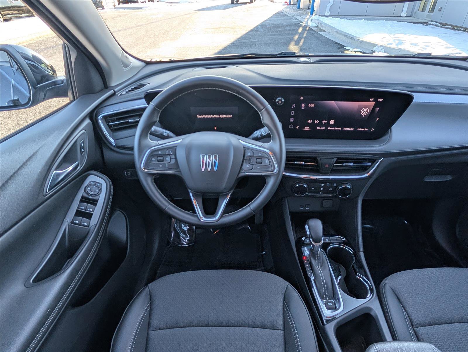 Used 2025 Buick Encore GX Preferred image 16