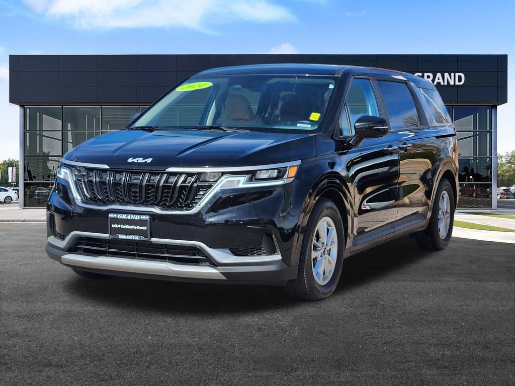 Certified 2024 Kia Carnival LX image 5
