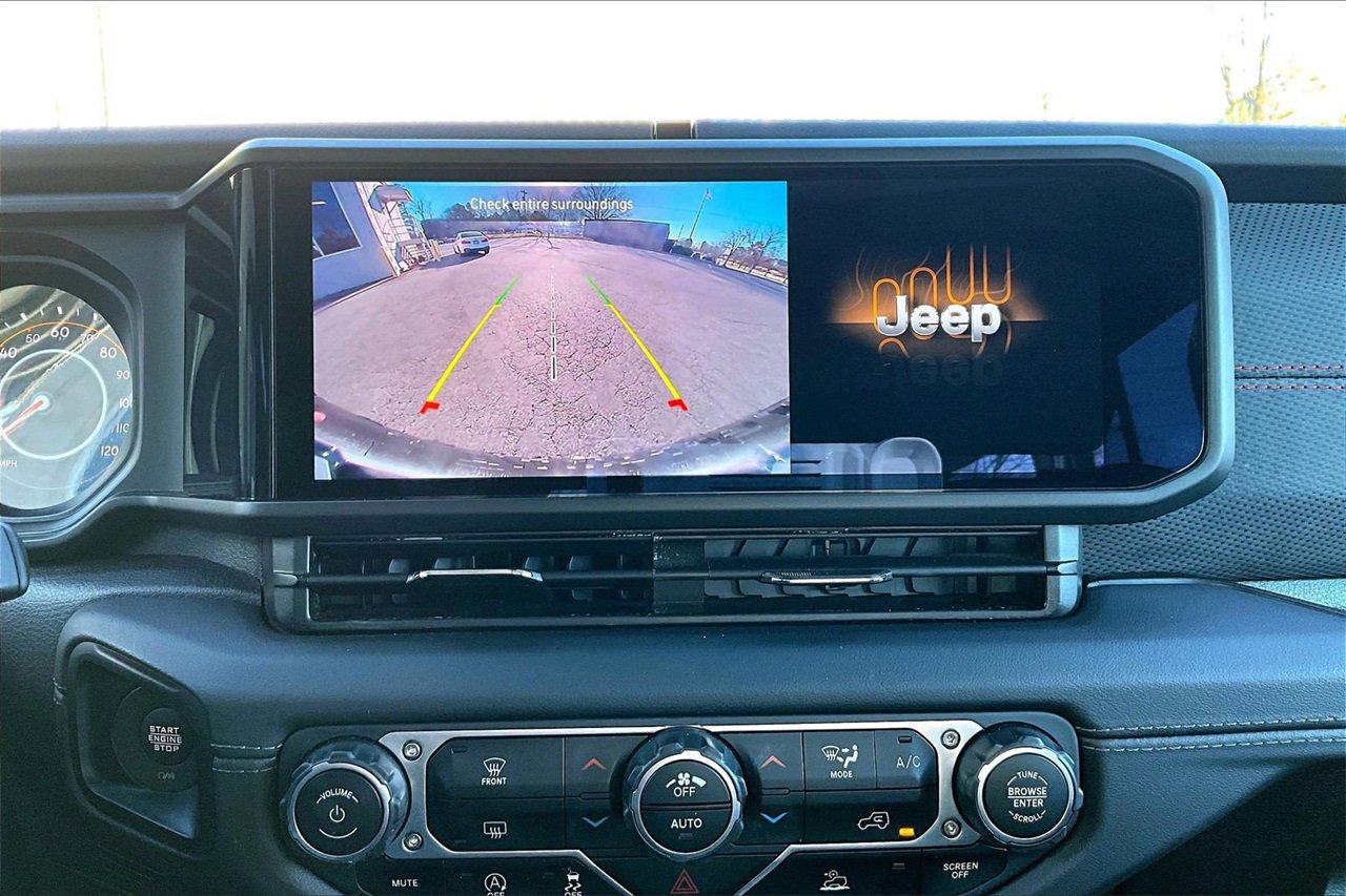 Certified 2024 Jeep Wrangler Unlimited Rubicon image 13