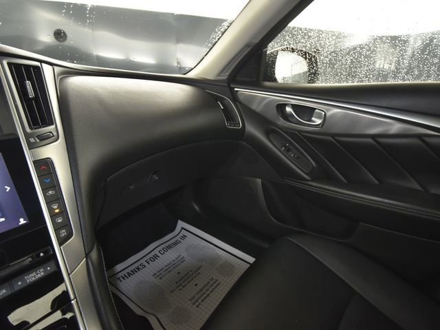 Used 2016 INFINITI Q50 Premium image 26