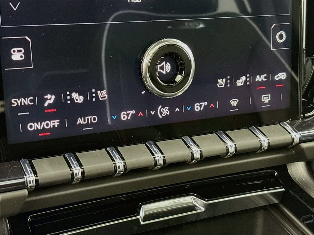 New 2026 GMC Yukon AT4 Ultimate AWD/4WD image 16