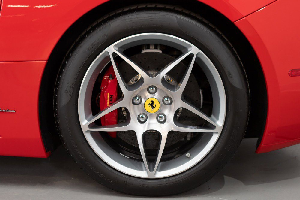 Used 2011 Ferrari California image 29