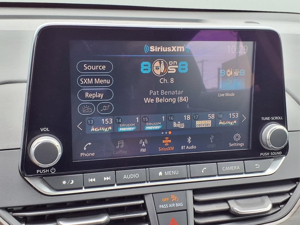 Used 2025 Nissan Altima 2.5 SV FWD image 10