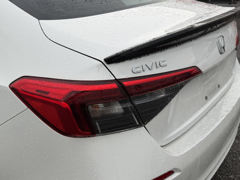 Used 2022 Honda Civic Sport image 11