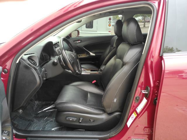 Used 2010 Lexus IS 250 image 16