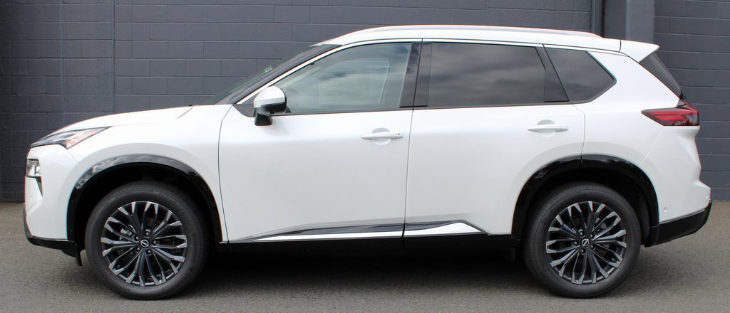 New 2026 Nissan Rogue Platinum image 2