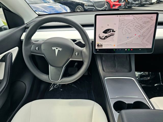 Used 2022 Tesla Model Y Long Range AWD/4WD image 28