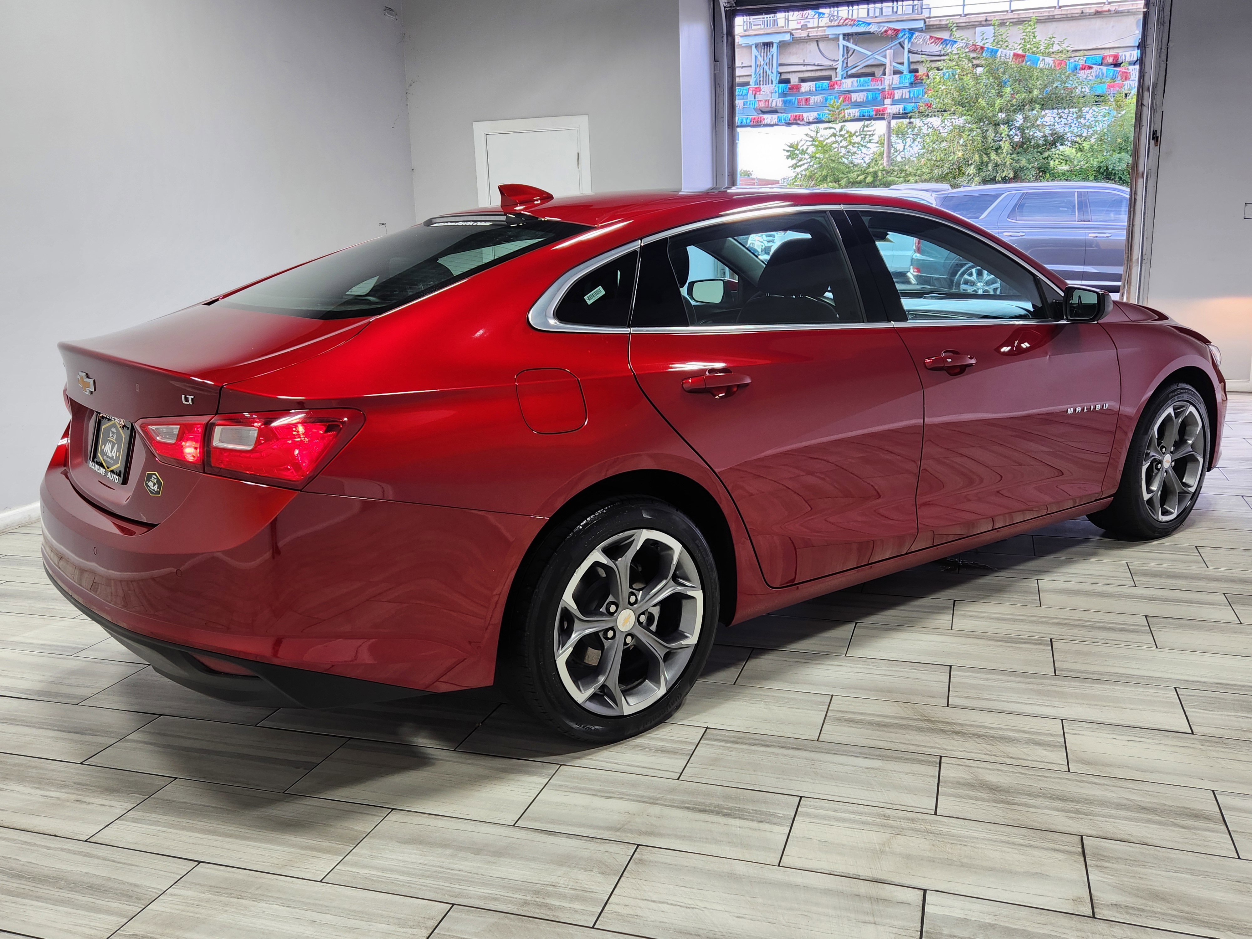 Used 2024 Chevrolet Malibu LT image 5