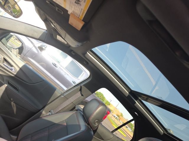 Used 2023 Chevrolet Equinox RS w/ LPO, Floor Liner Package AWD/4WD image 9