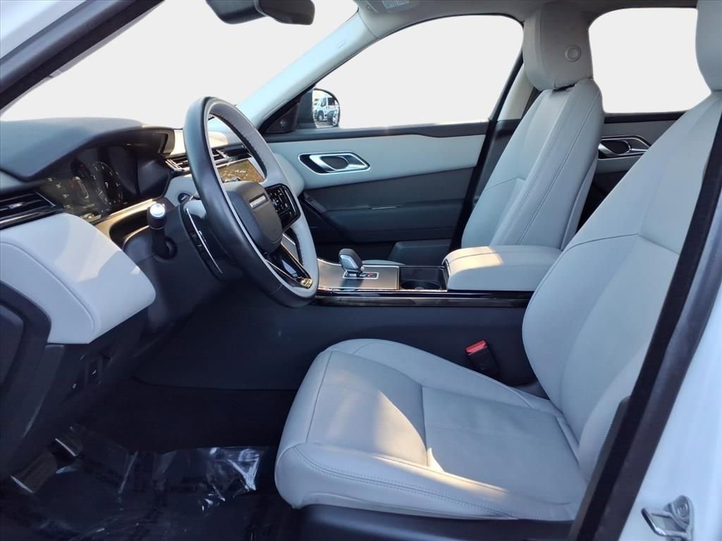 Used 2025 Land Rover Range Rover Velar Dynamic SE image 8