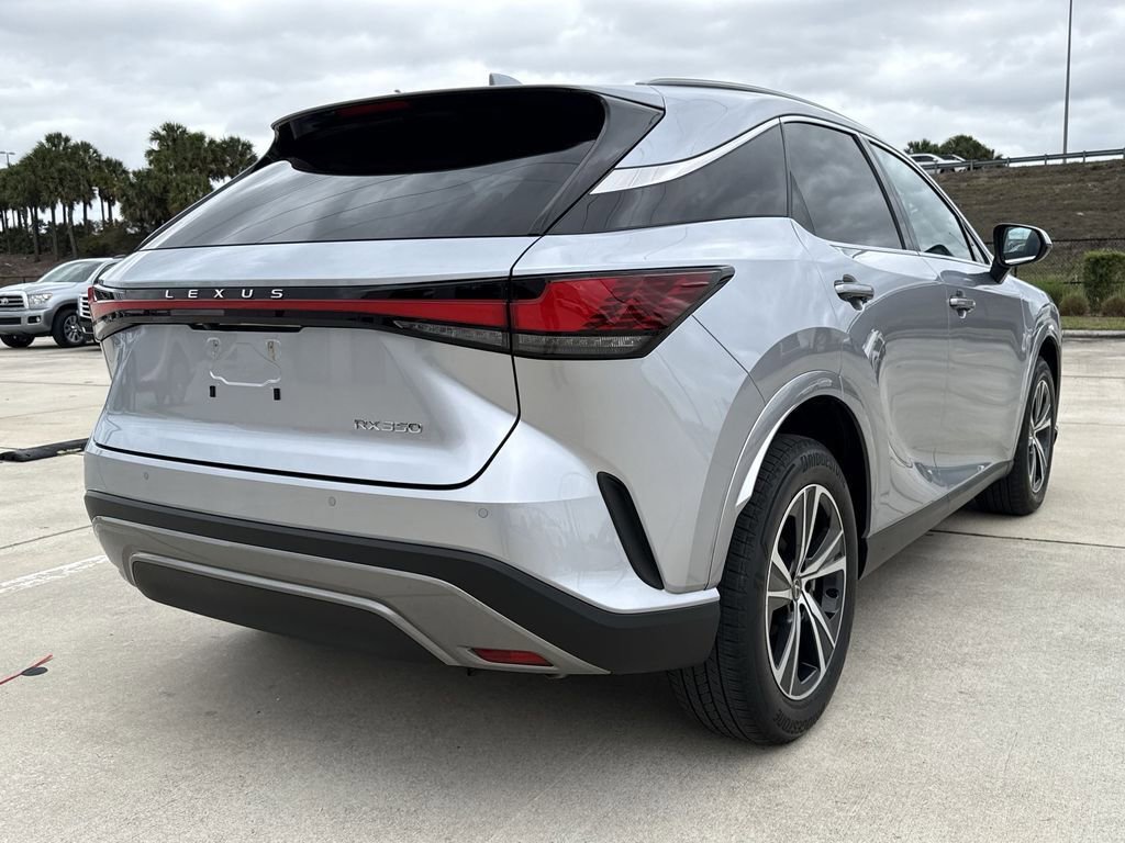 Used 2025 Lexus RX 350 Premium w/ Accessory Package (Z1) image 11