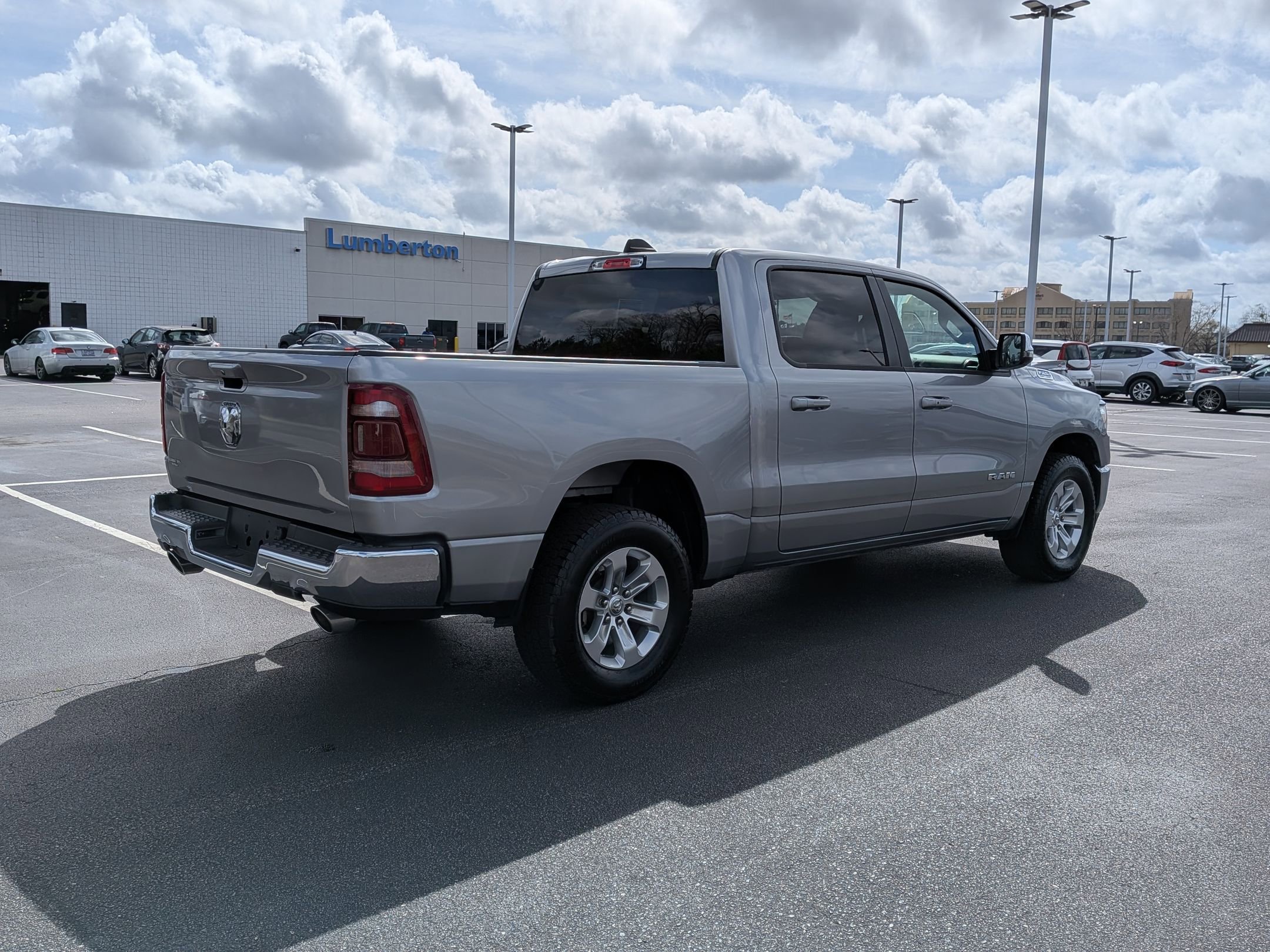 Used 2024 RAM 1500 Laramie image 3