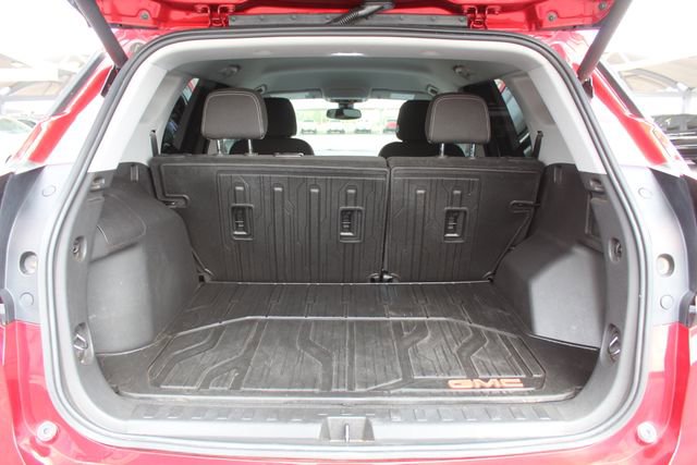 Used 2022 GMC Terrain SLE w/ Driver Convenience Package FWD image 5