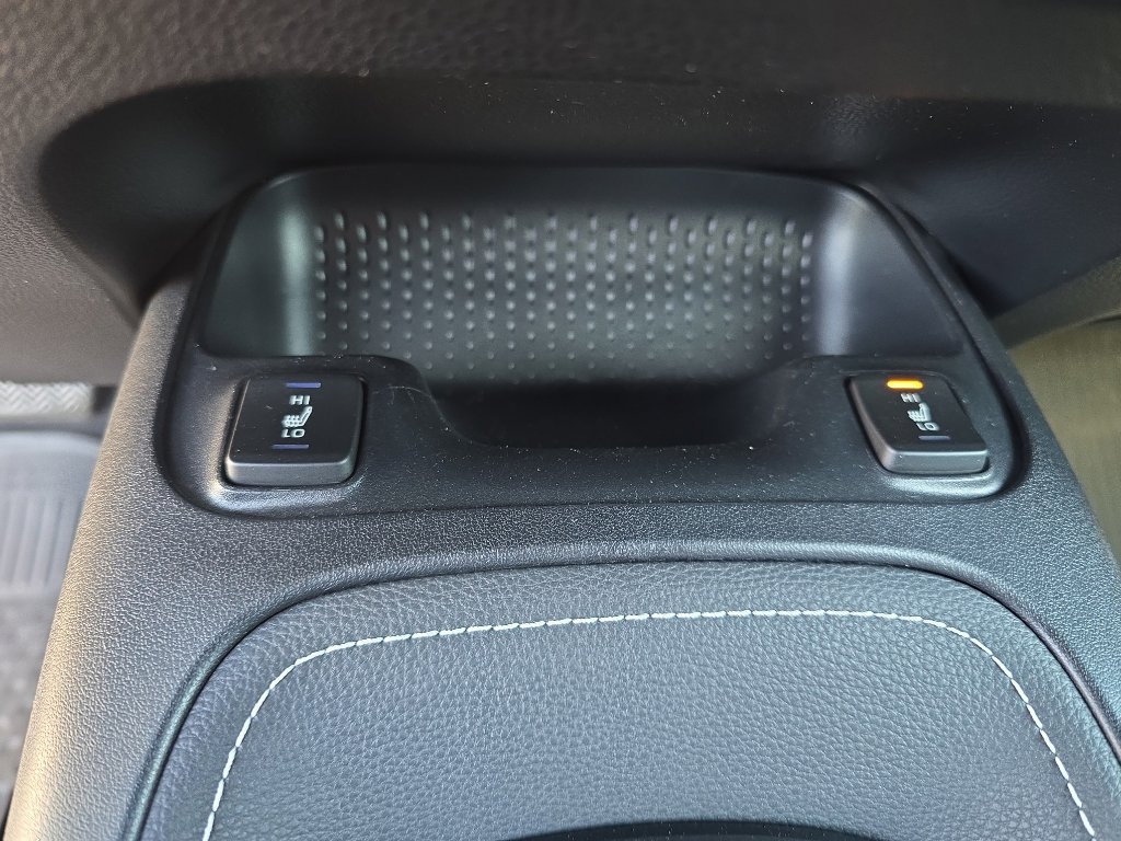 Used 2020 Toyota Corolla XSE image 21