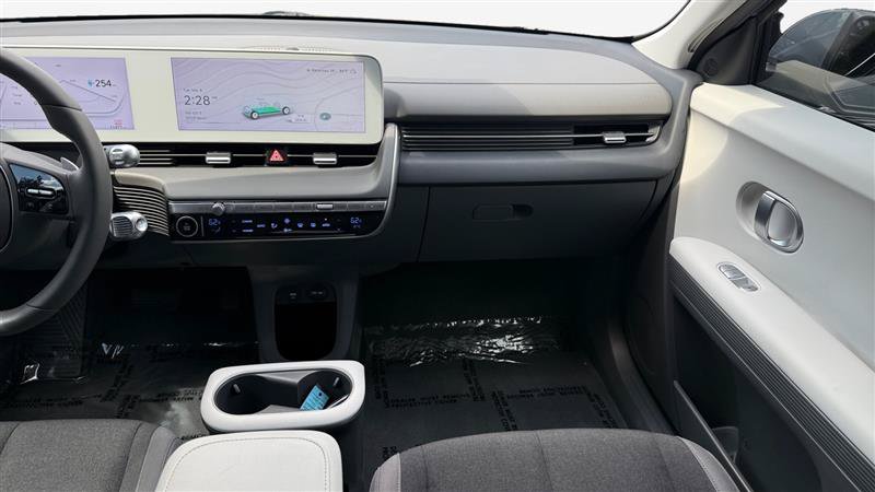 Used 2024 Hyundai Ioniq 5 SEL RWD image 15