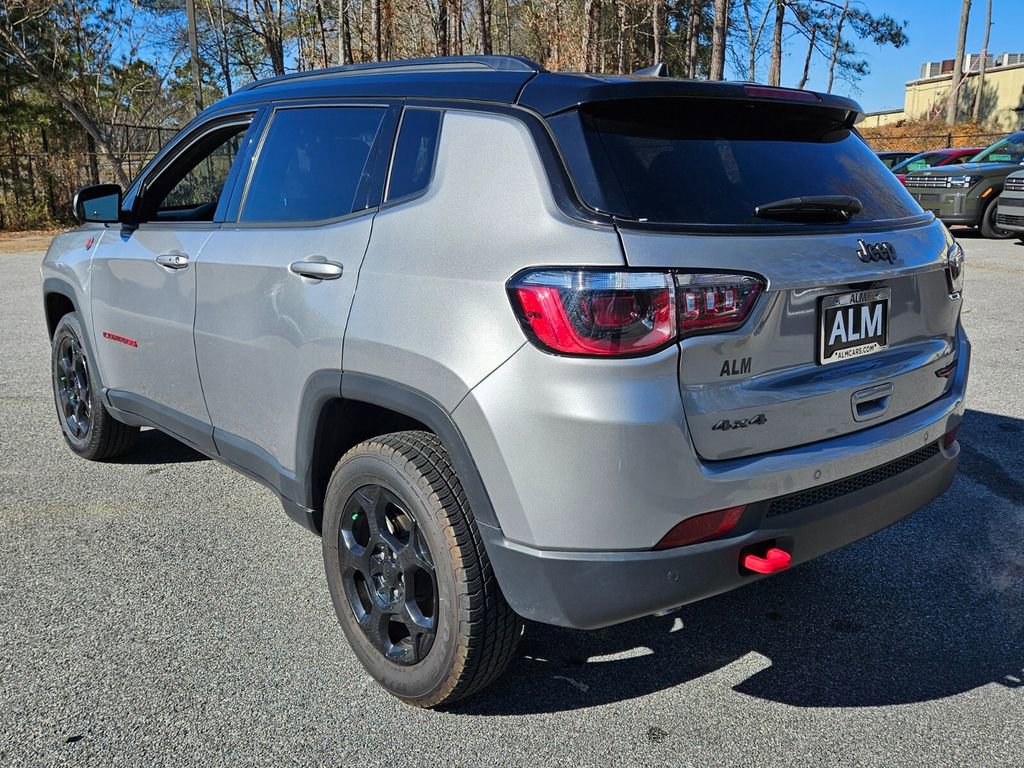 Used 2024 Jeep Compass Trailhawk image 9