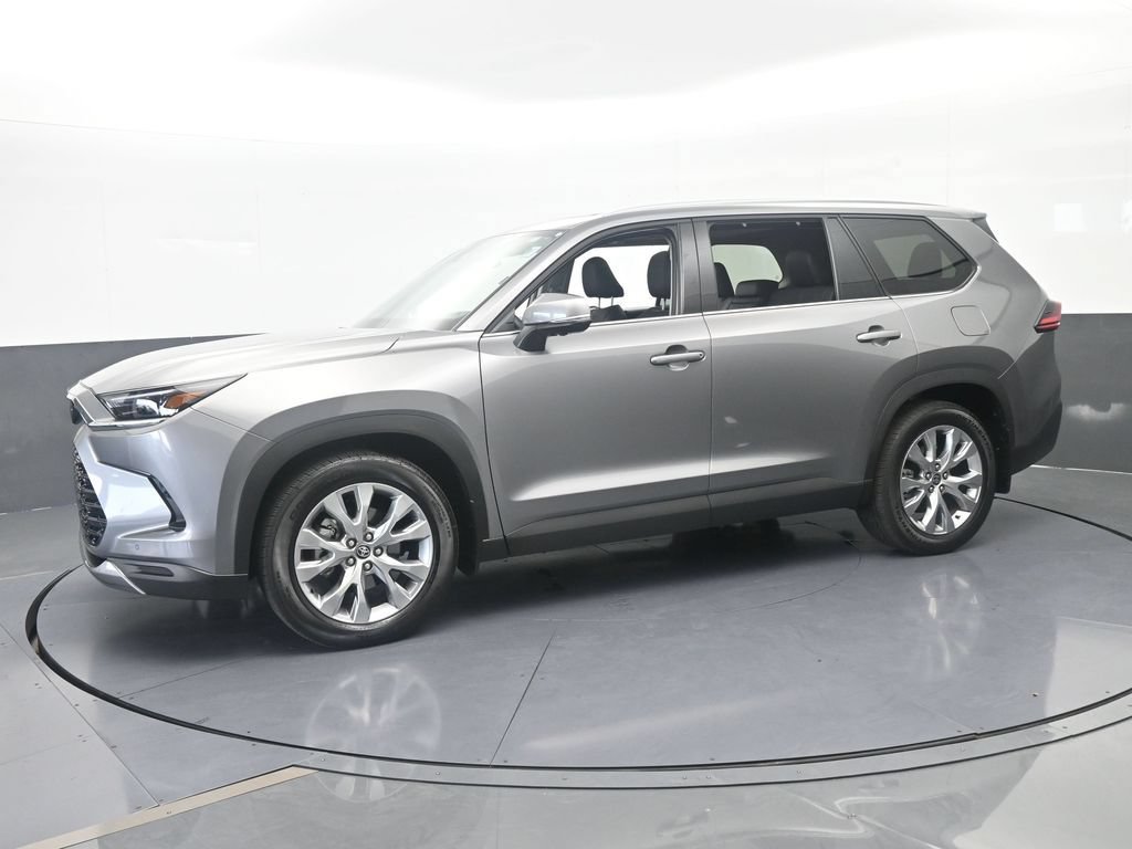 Used 2025 Toyota Grand Highlander AWD image 2