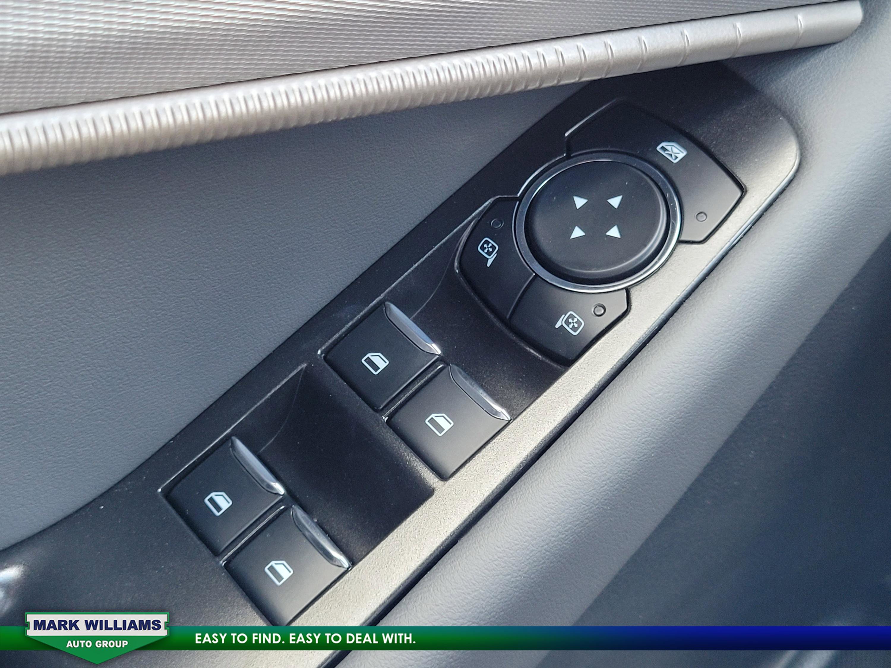 Used 2025 Ford Explorer Active w/ Active Comfort Package image 23