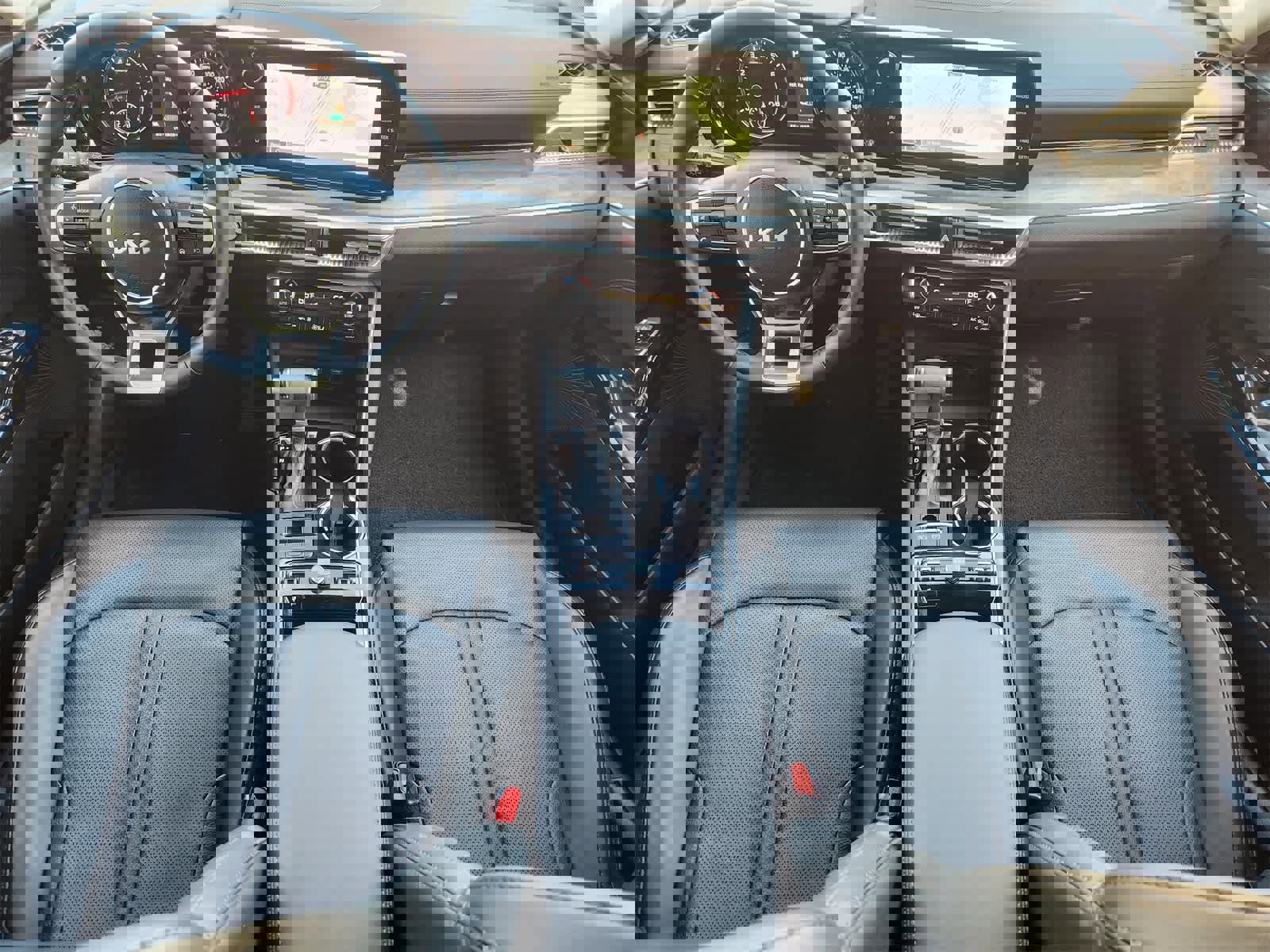 Used 2023 Kia K5 EX image 25