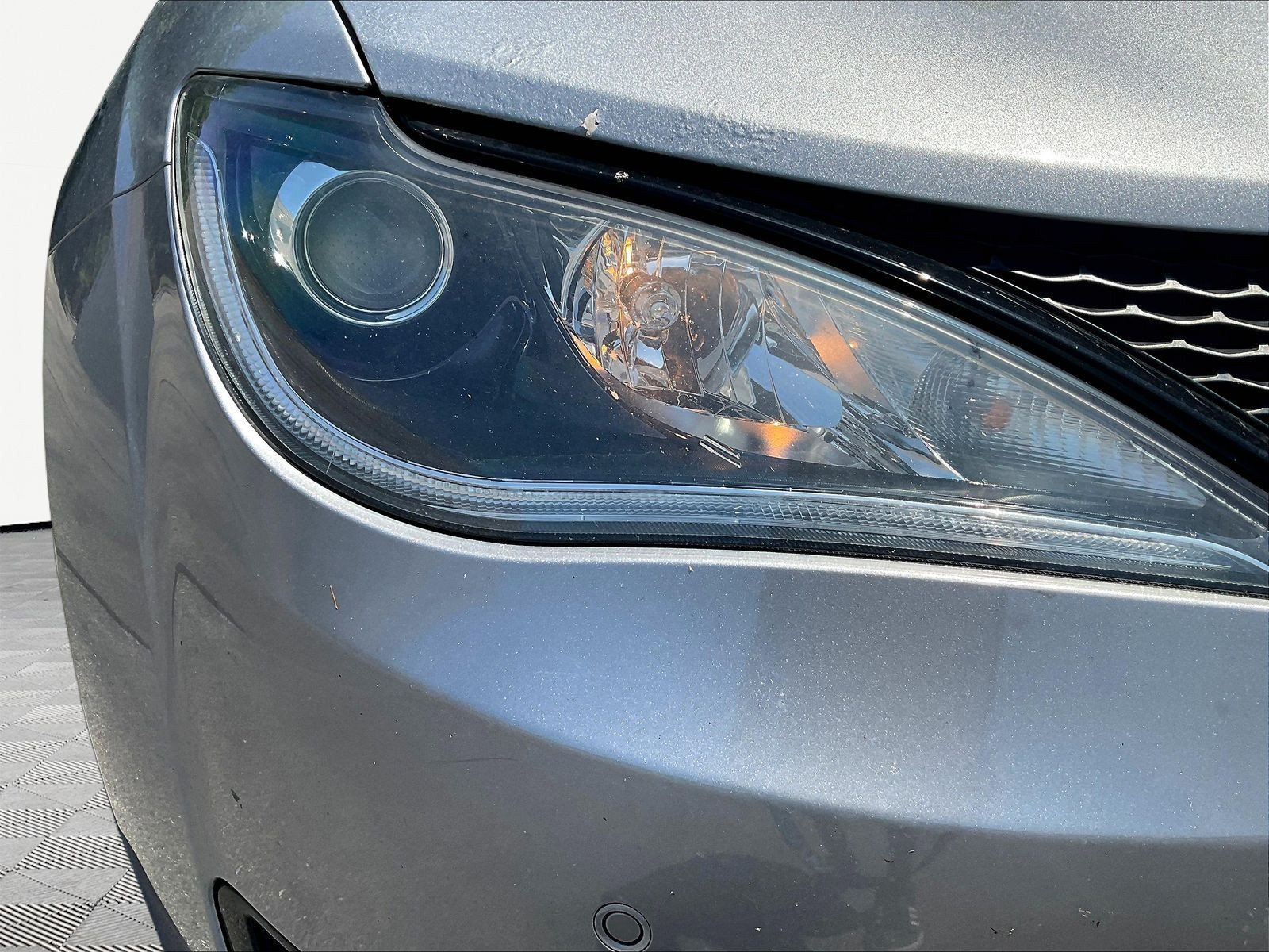 Used 2019 Chrysler Pacifica Touring Plus w/ Advanced Safetytec Group FWD image 29