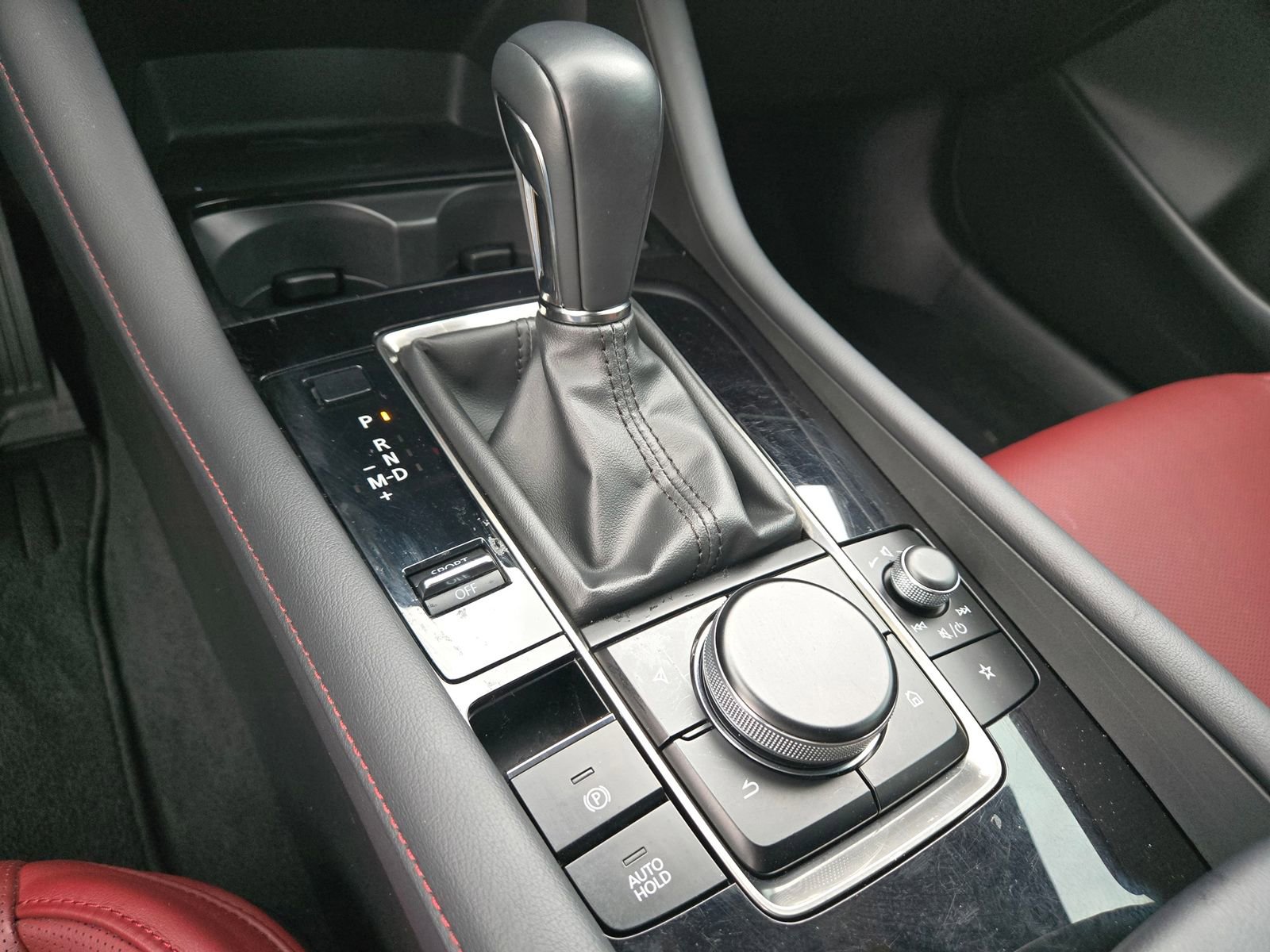 Certified 2025 MAZDA MAZDA3 Carbon image 19