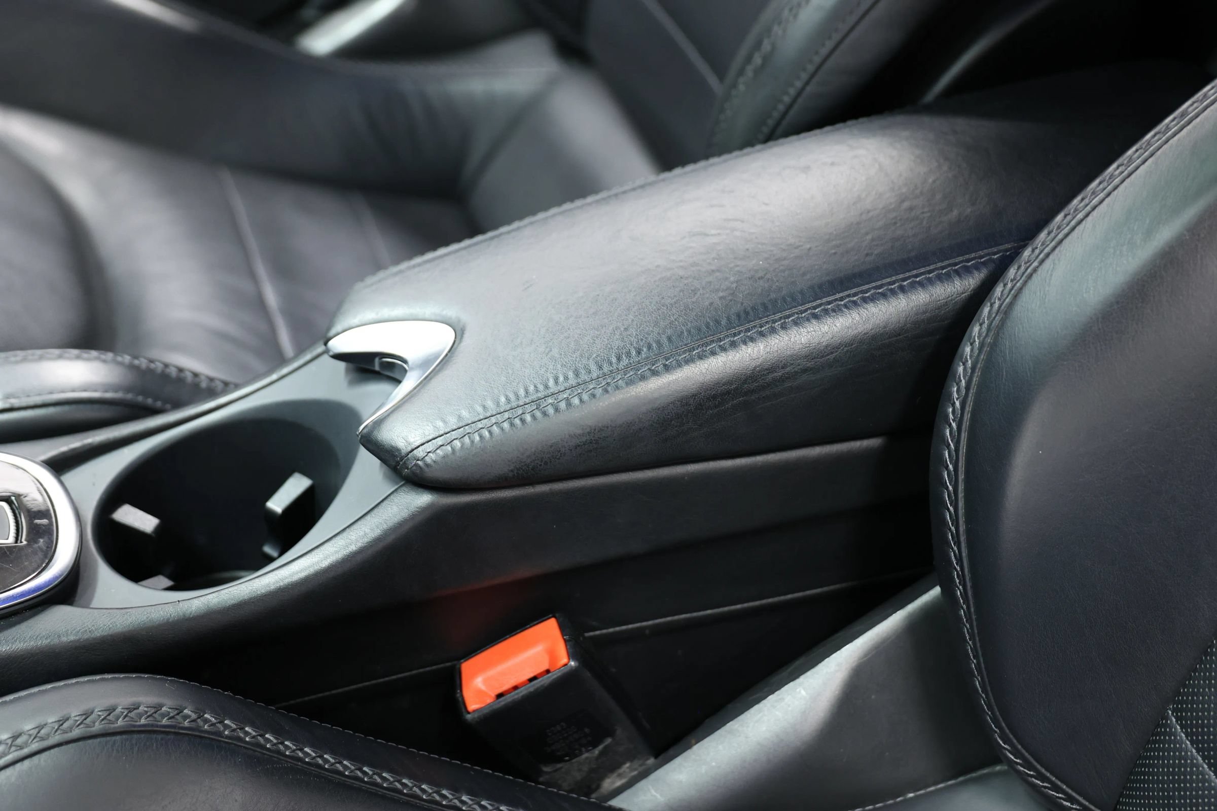 Used 2021 McLaren GT RWD image 25