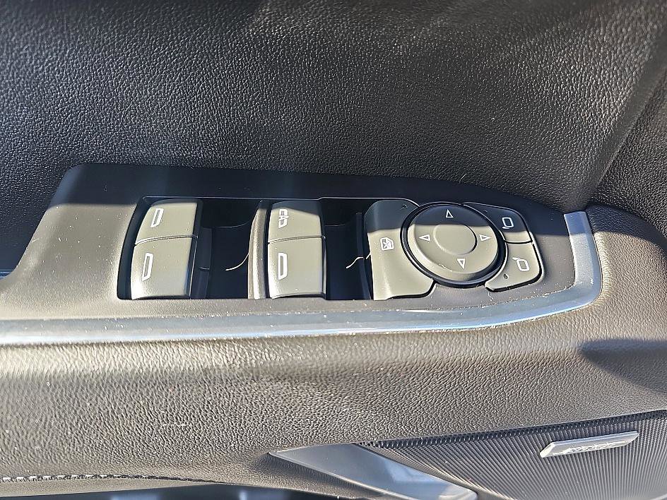 Used 2022 GMC Sierra 1500 Elevation w/ Preferred Package image 12