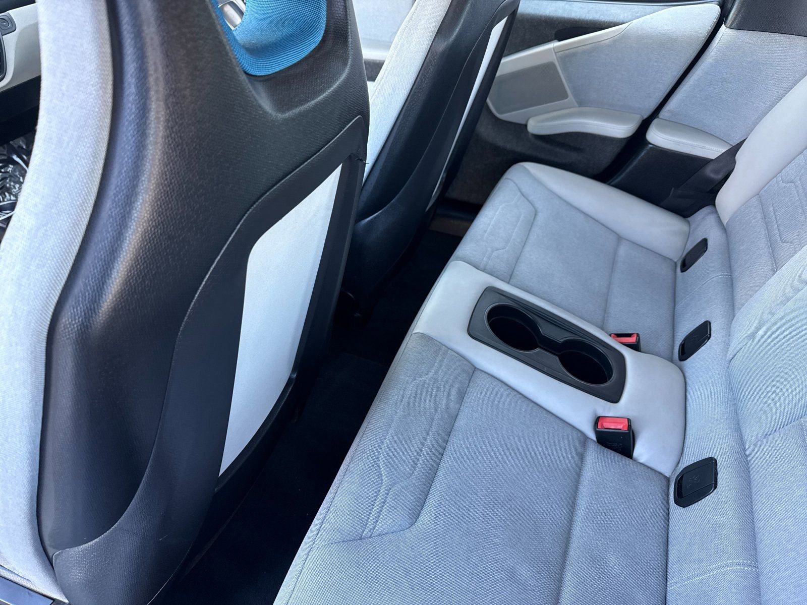 Used 2017 BMW i3 94Ah w/Range Extender image 11