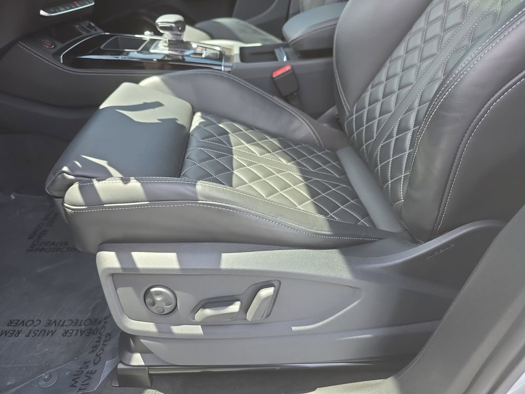 Certified 2023 Audi SQ5 Prestige w/ Prestige Package image 24