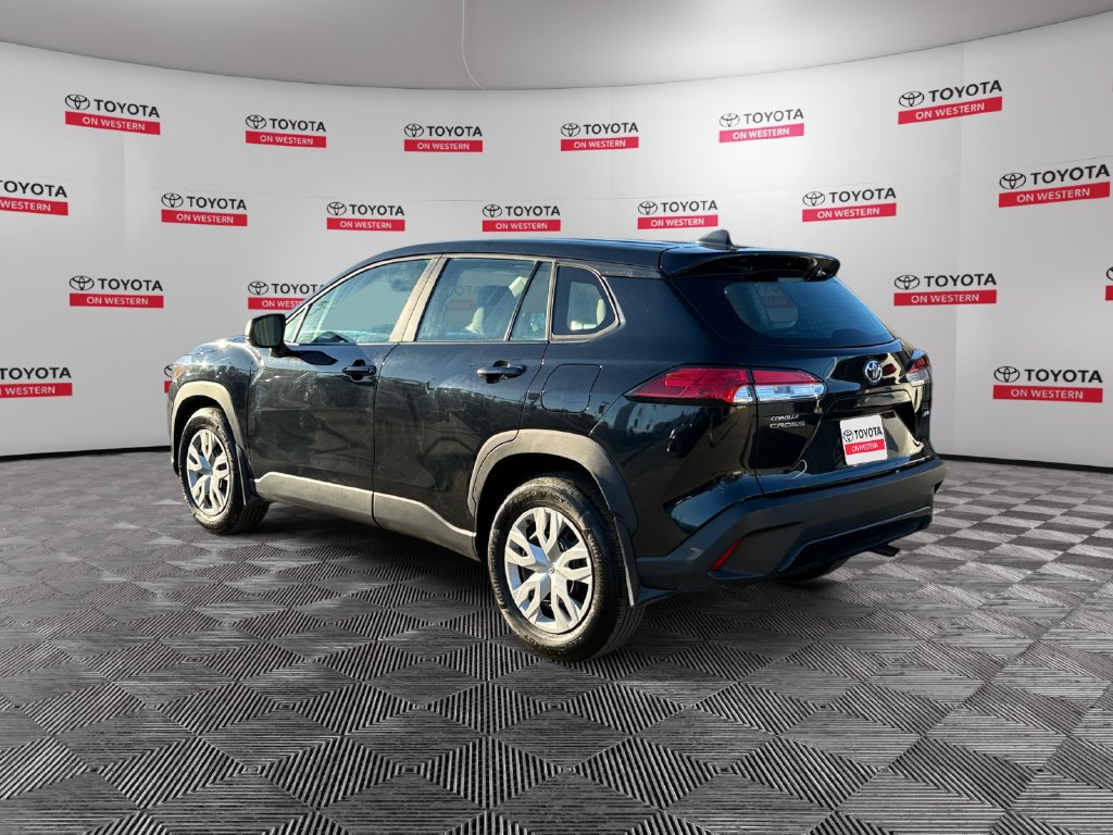 Certified 2025 Toyota Corolla Cross L AWD/4WD image 7