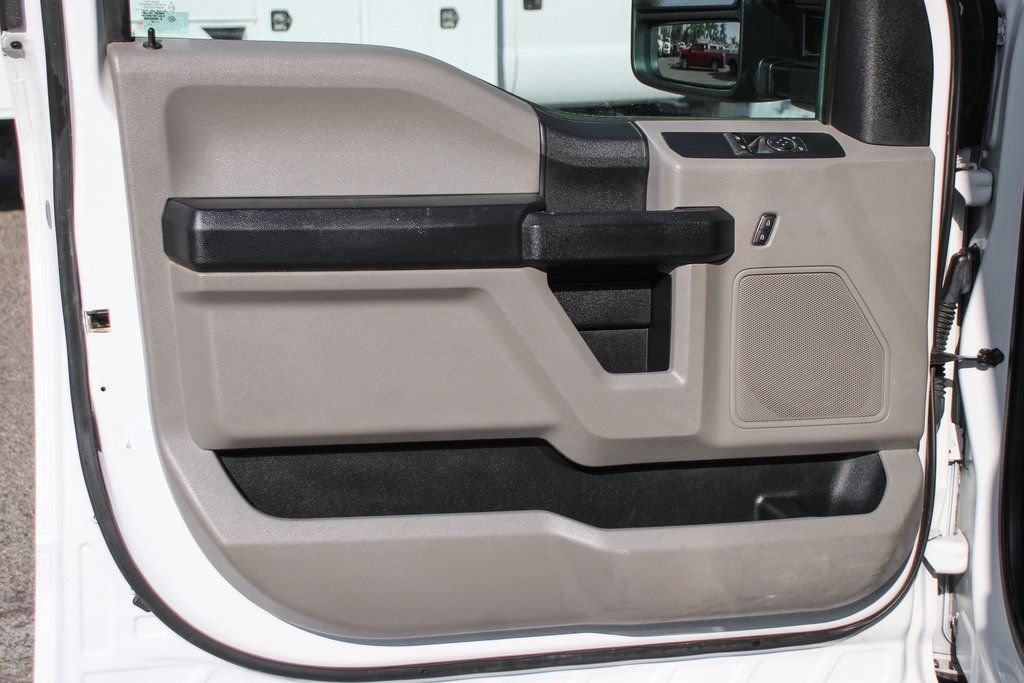 Used 2018 Ford F350 XL w/ Power Equipment Group RWD image 17