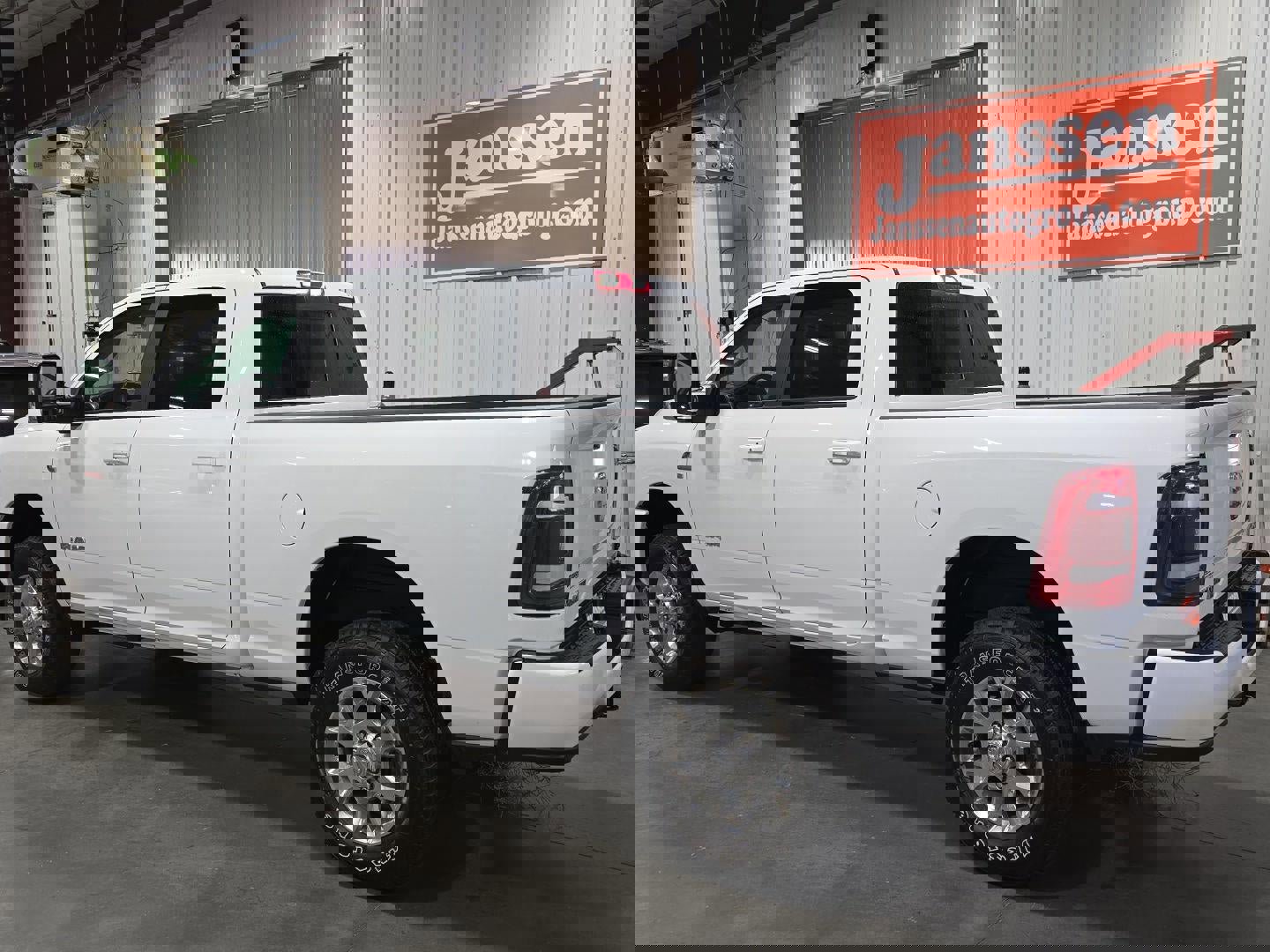 Used 2024 RAM 2500 Laramie image 3