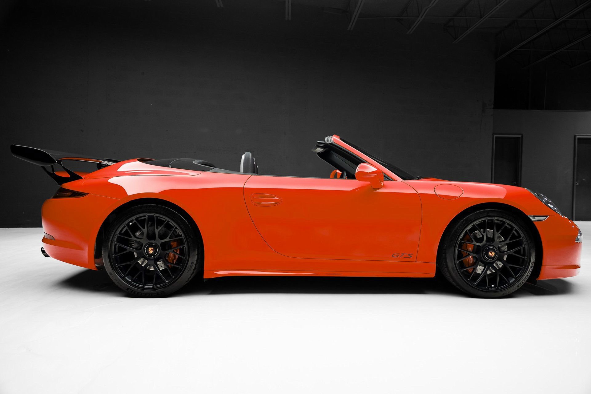 Used 2016 Porsche 911 Carrera GTS RWD image 38