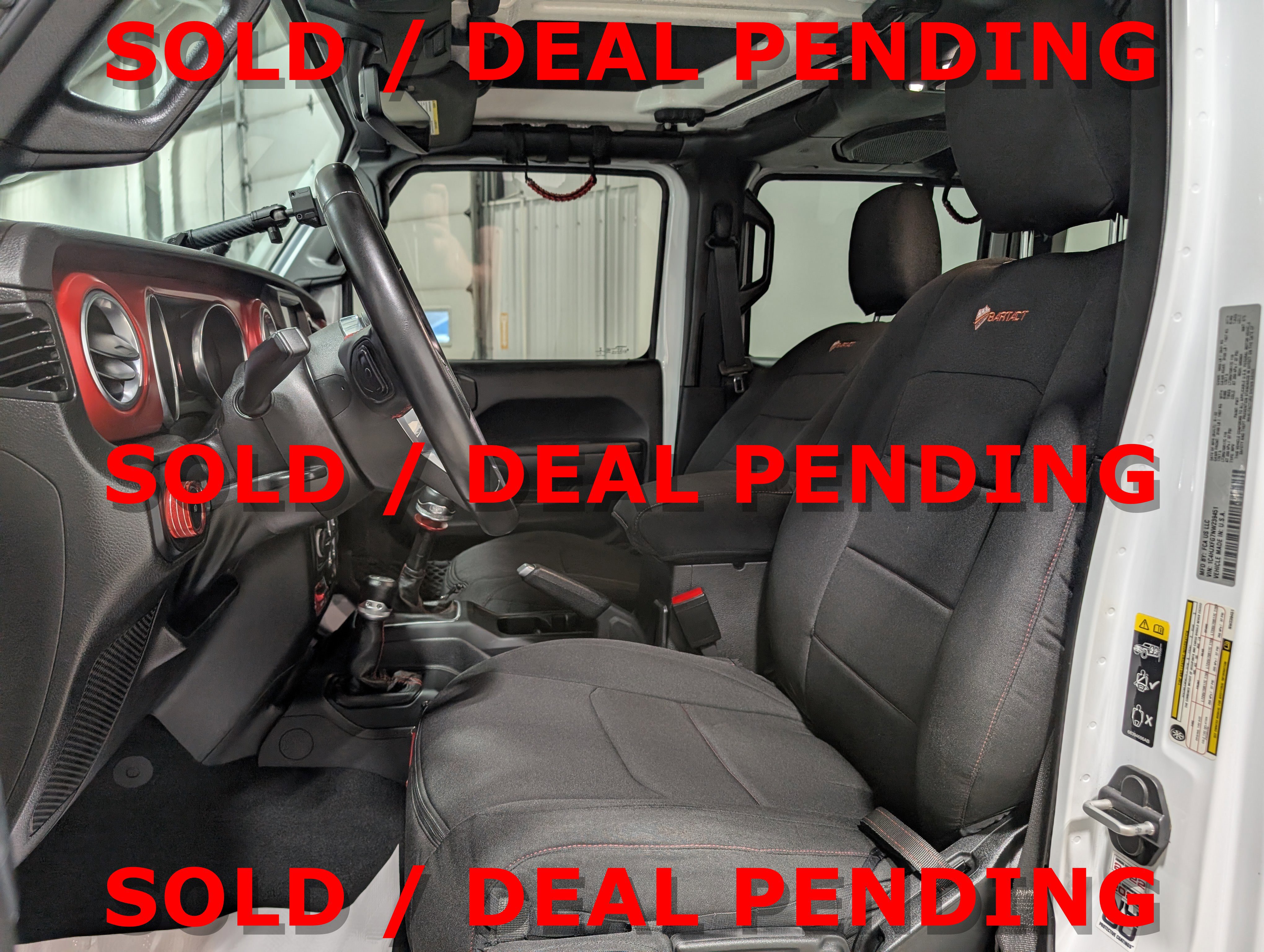Used 2022 Jeep Wrangler Unlimited Rubicon AWD/4WD image 14