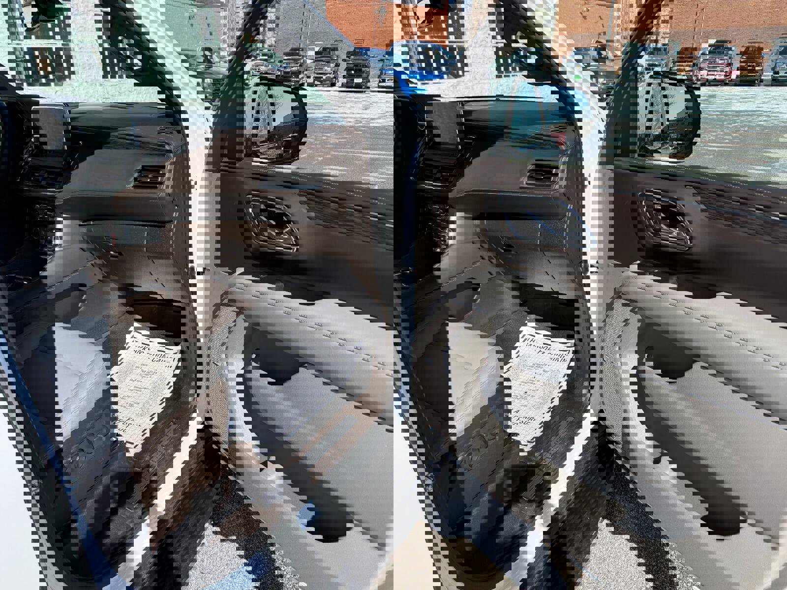 Used 2021 Chevrolet Suburban LT image 23