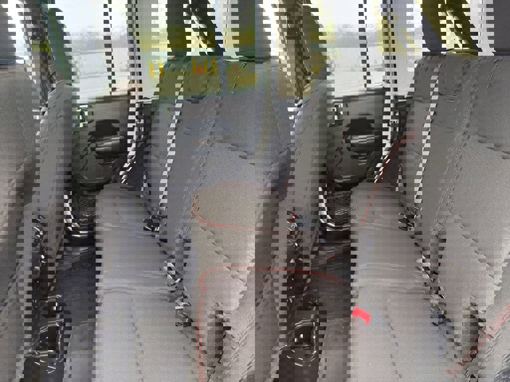 Used 2023 Jeep Wrangler Unlimited Rubicon image 18