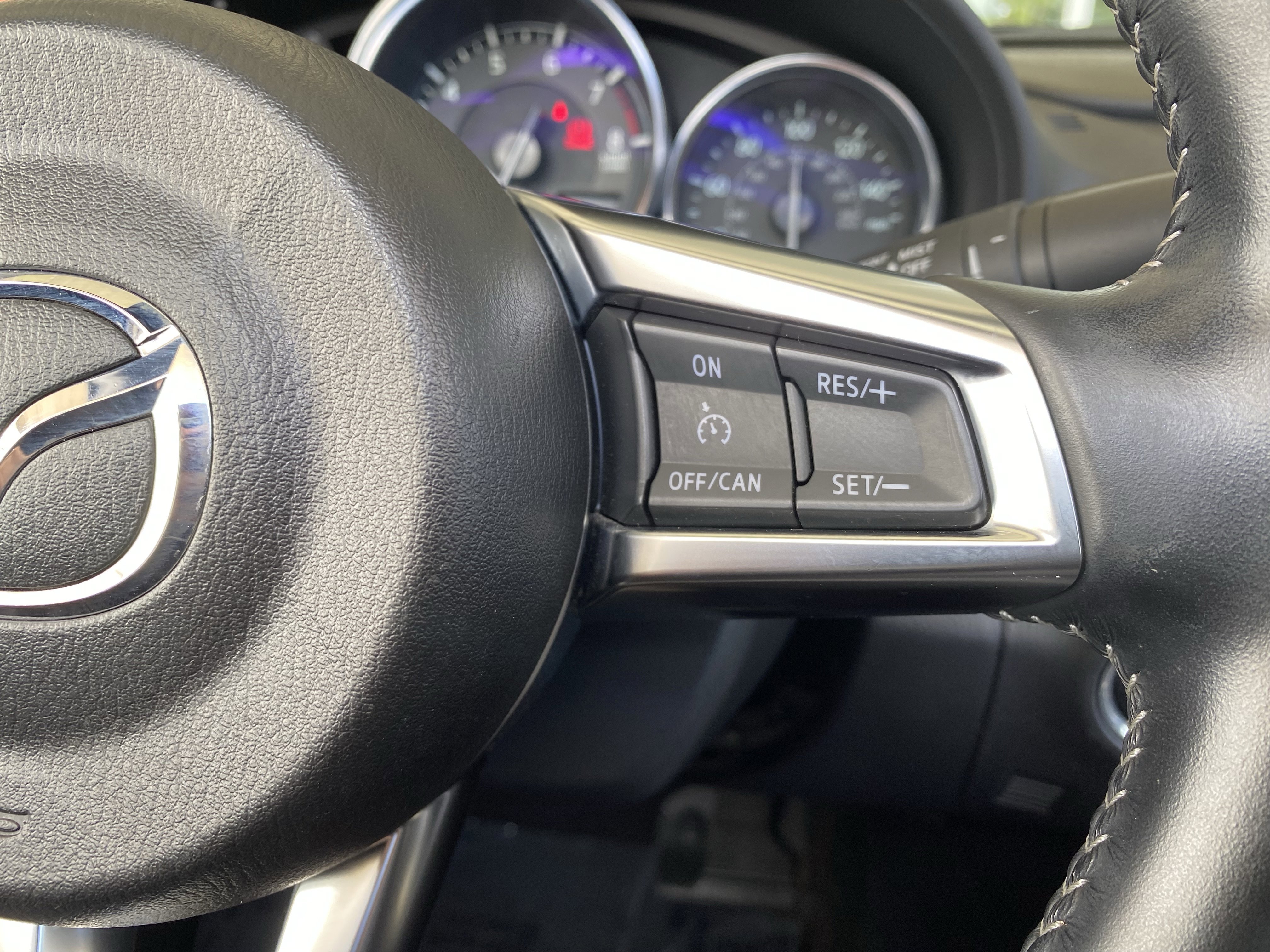 Used 2020 MAZDA MX-5 Miata RF Grand Touring RWD image 9
