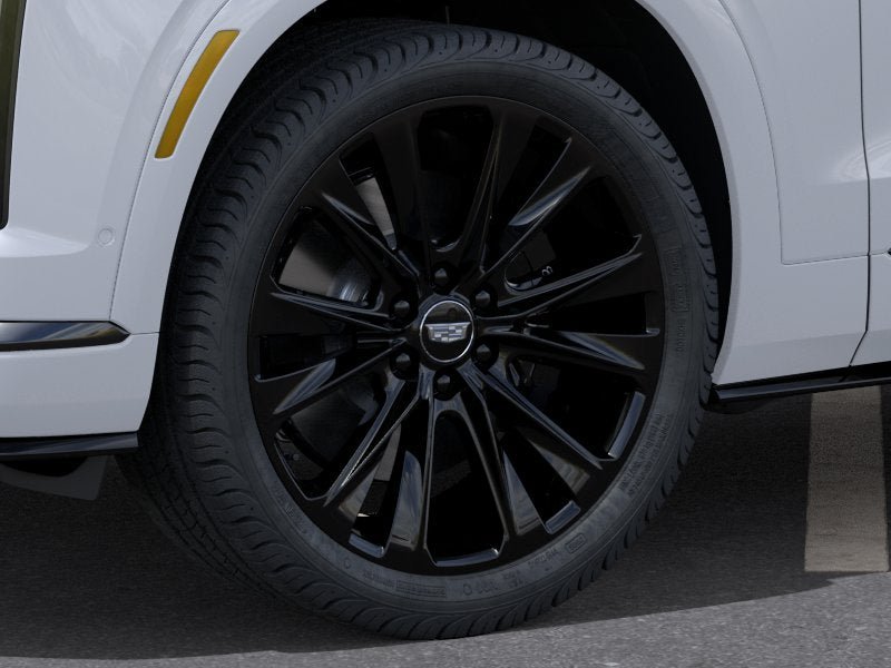 New 2027 Cadillac Vistiq Platinum w/ LPO, Floor Liner Package AWD/4WD image 9