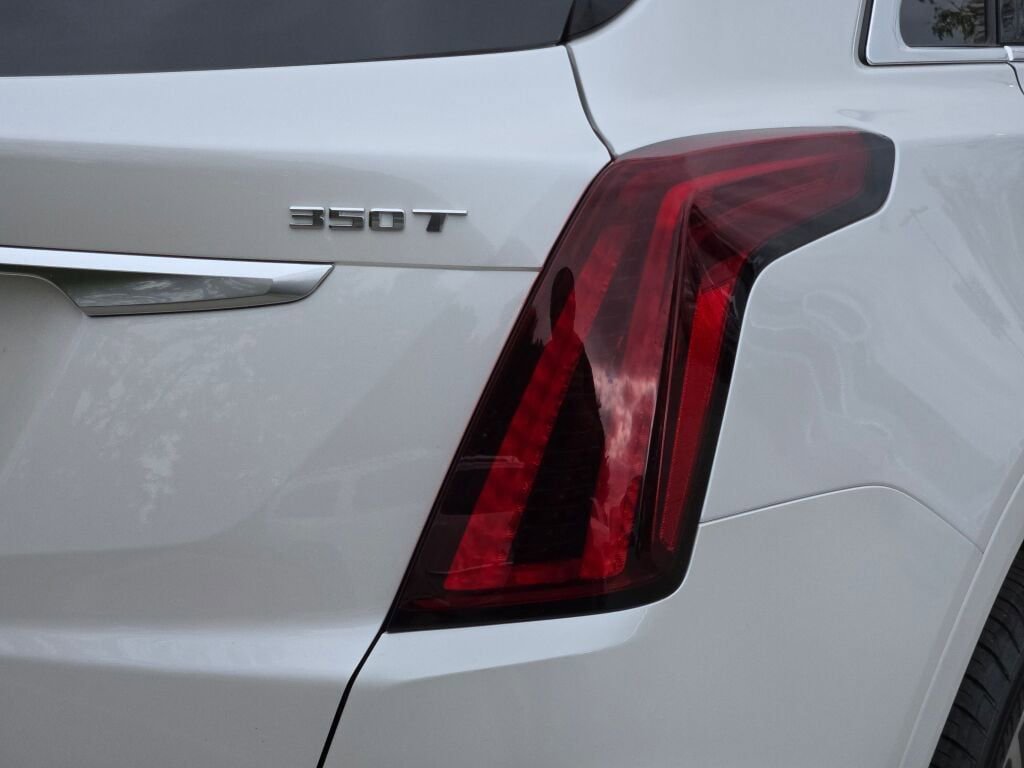New 2025 Cadillac XT5 Premium Luxury image 12