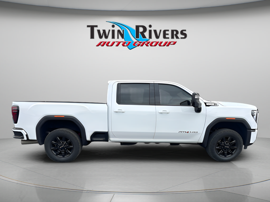 Used 2025 GMC Sierra 2500 AT4 AWD/4WD image 5