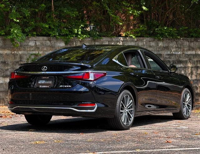 Certified 2025 Lexus ES 300h w/ Premium Package FWD image 5