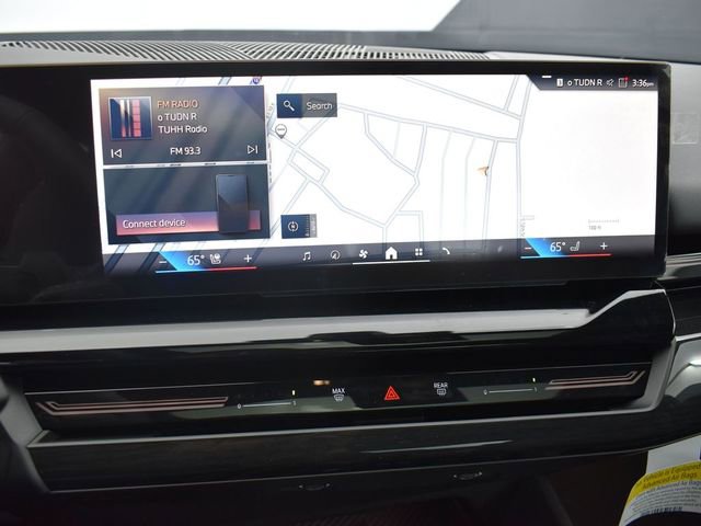 New 2024 BMW 530i w/ Premium Package image 18