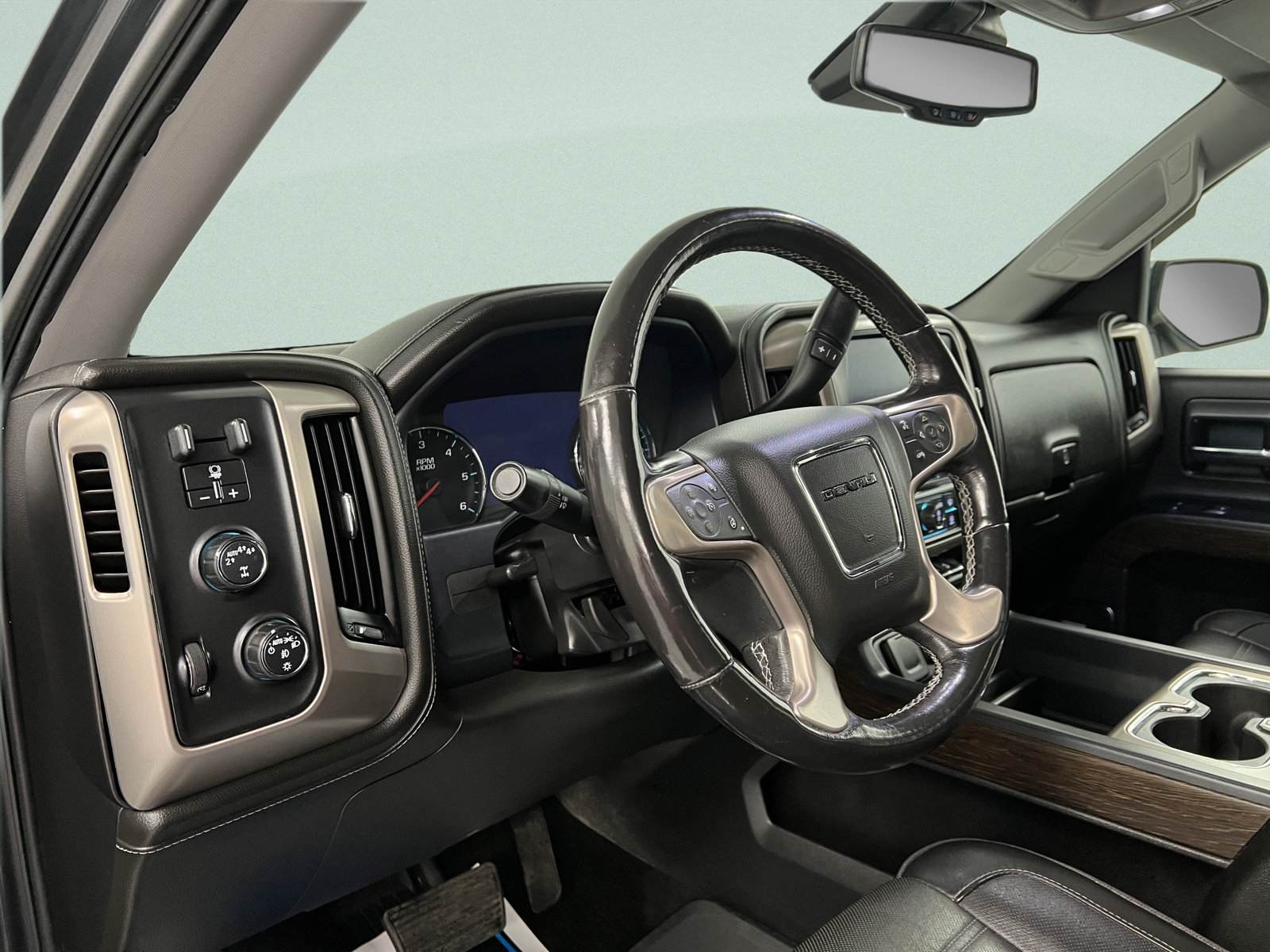 Used 2018 GMC Sierra 1500 Denali AWD/4WD image 12