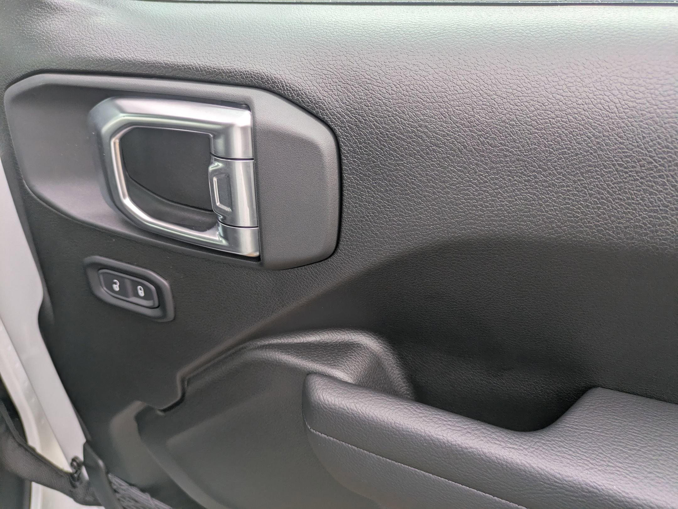 Used 2025 Jeep Gladiator Sport image 27