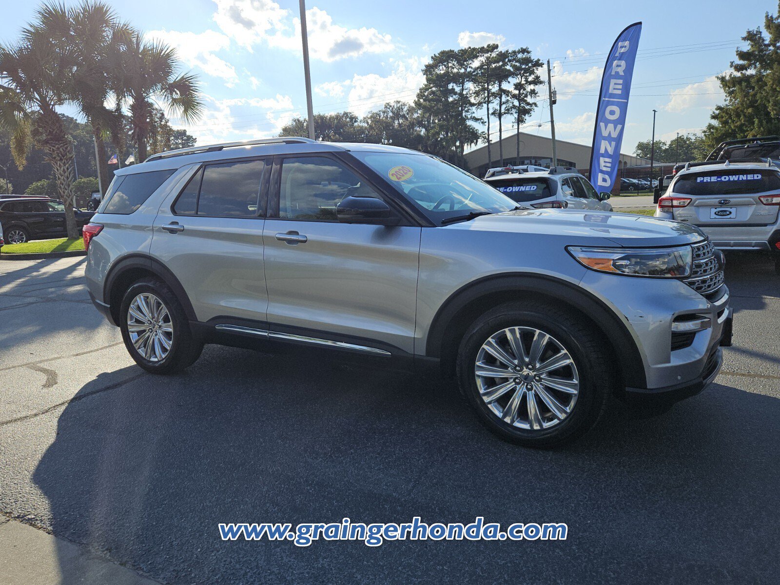 Used 2020 Ford Explorer Limited w/ Class III Trailer Tow Package RWD image 7
