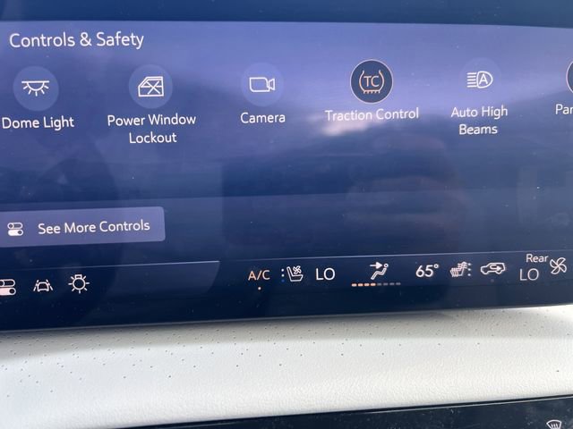 Used 2025 Buick Enclave Avenir image 27